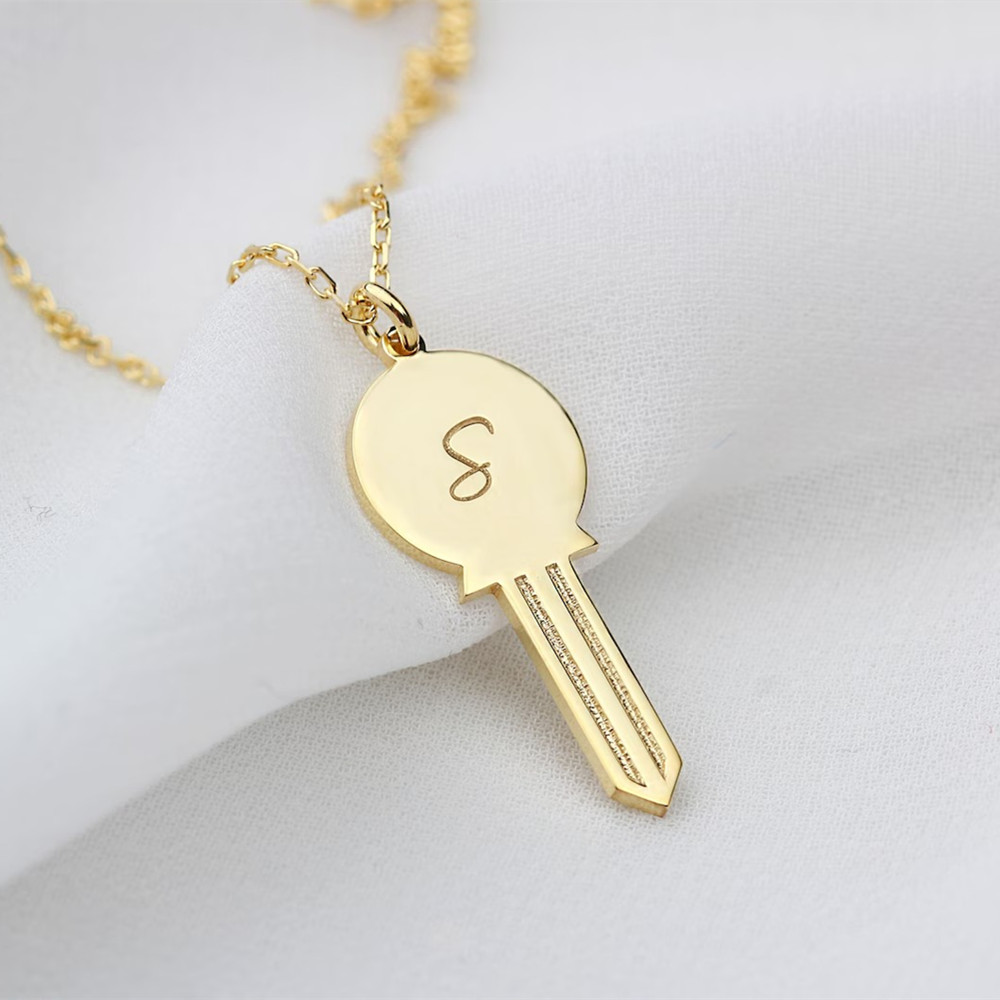 สร้อยคอจี้รูปกุญแจแบบกำหนดเอง  - Charm Necklace Dainty บทวิจารณ์และราคา
