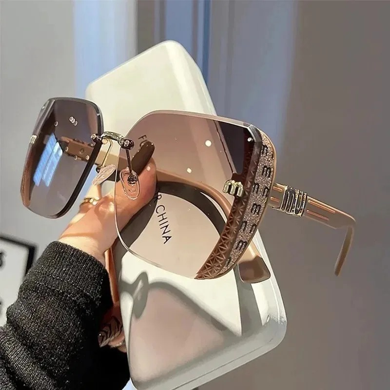 แว่นกันแดดทรงคัทเอดจ์สำหรับผู้ - Women'S Accessories Designer บทวิจารณ์และราคา