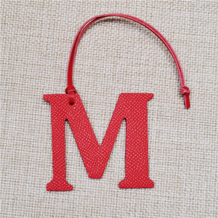 ตัวอักษรภาษาอังกฤษ M ตัวอักษร  - Women Accessories Name In English บทวิจารณ์และราคา