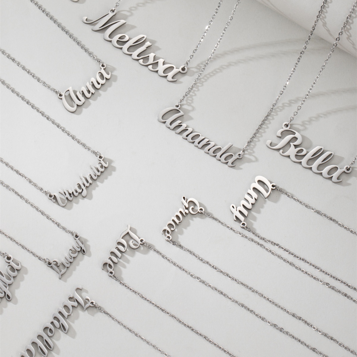 สร้อยคอชื่อภาษาอังกฤษทำจากเหล็ - Women Accessories Name In English บทวิจารณ์และราคา