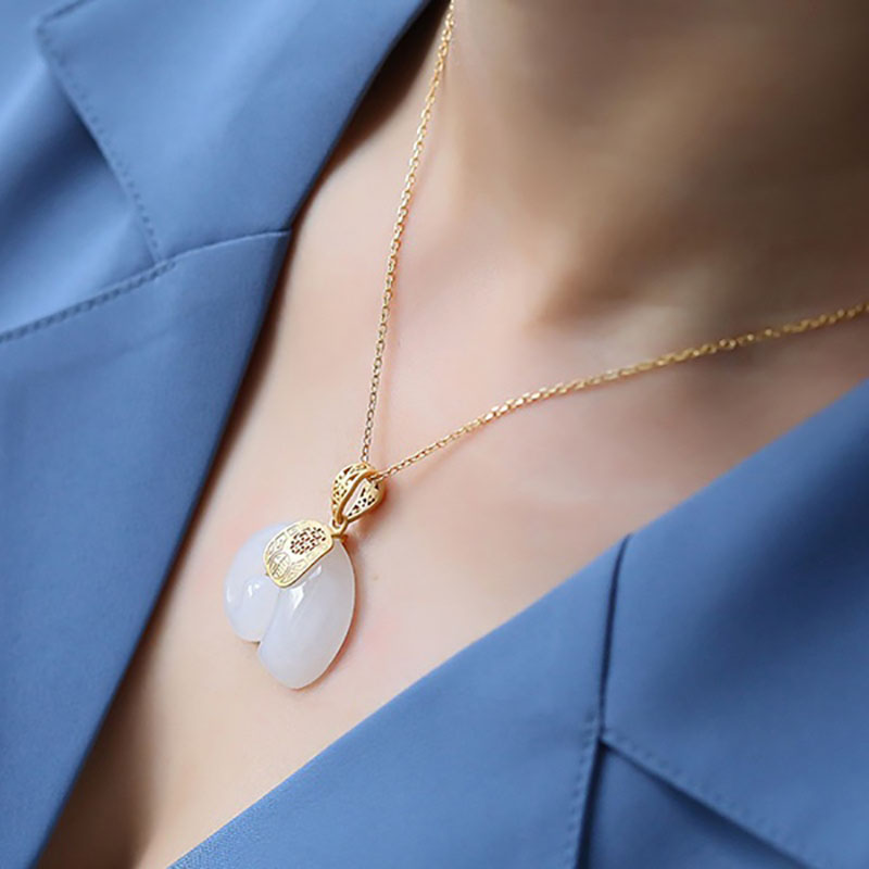 สร้อยคอจี้รูปช้างหยกเฮเทียนหิน - Charm Necklace Dainty บทวิจารณ์และราคา