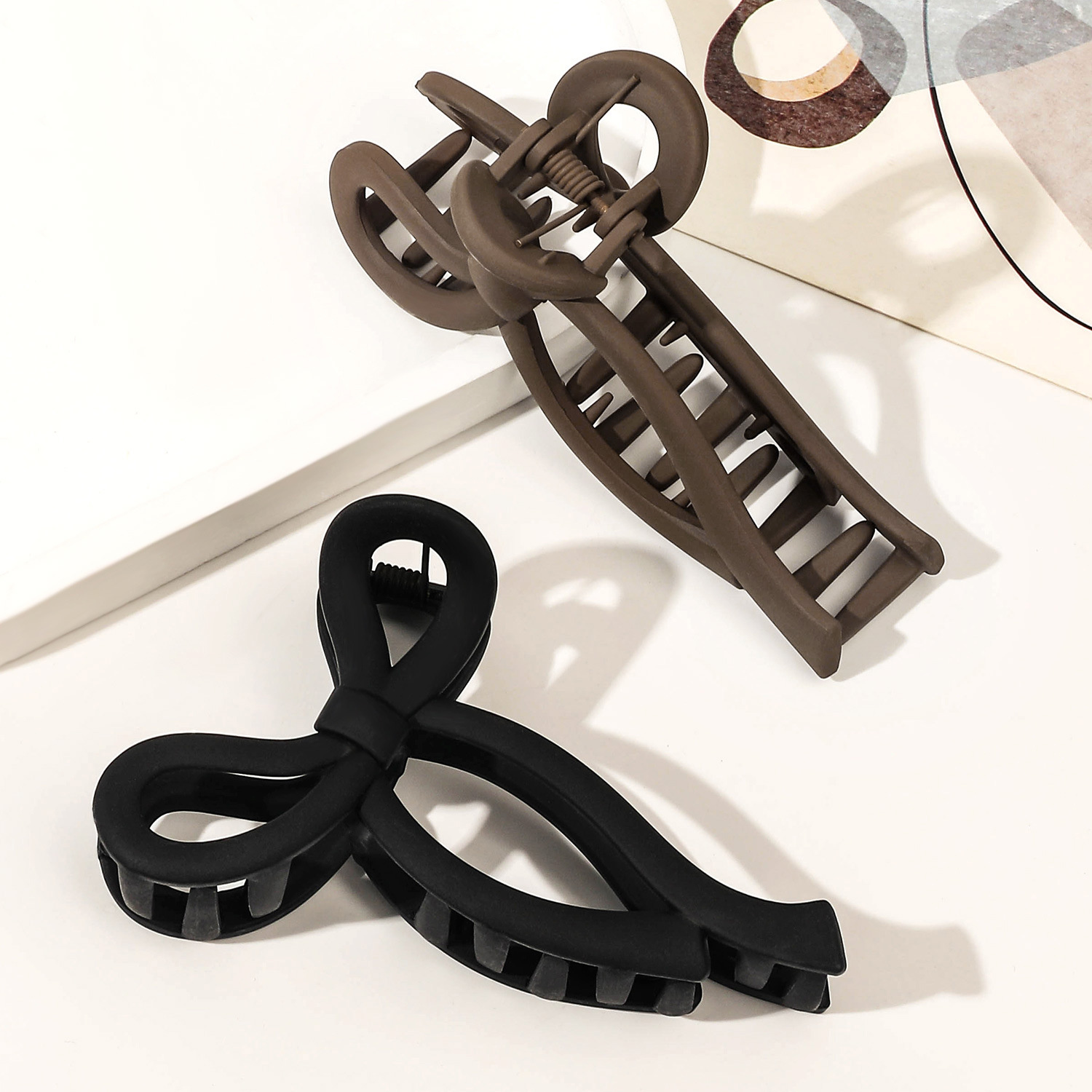 กิ๊บติดผมรูปโบว์แบบด้าน 5 ชิ้น - Hair Claw Clip Set บทวิจารณ์และราคา